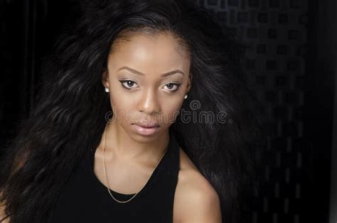 2,422 Pretty Black Petite Woman Stock Photos